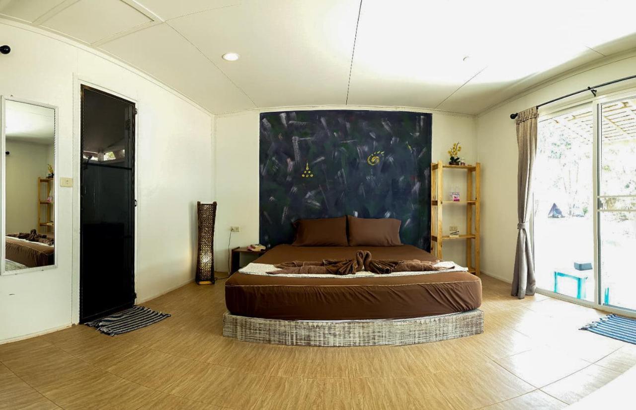 Phayam Friends Hotel Đảo Ko Phayam Ngoại thất bức ảnh