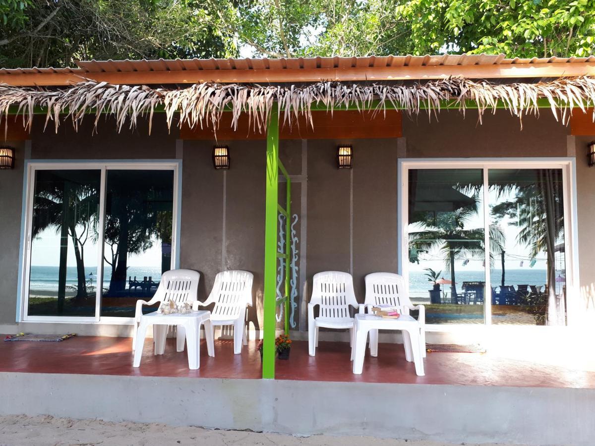 Phayam Friends Hotel Đảo Ko Phayam Ngoại thất bức ảnh